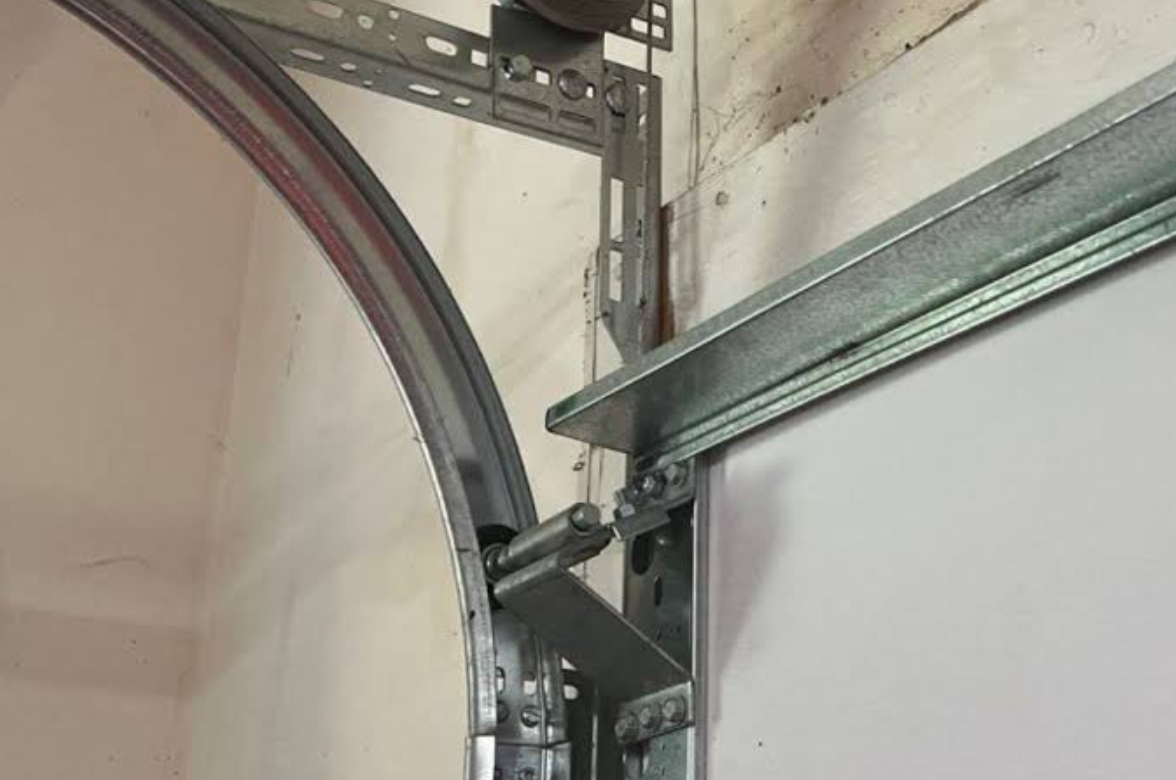 Off-Track Garage Door Realignment Cable Repair Lantana Heights FL